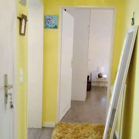 Apartamento De Luxe 15 Min From Frankfurt Fair And European Bank Frankfurt am Main